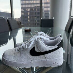 White + Black Nike Men's Air Force 1 '07 | US Men's Size 9.5